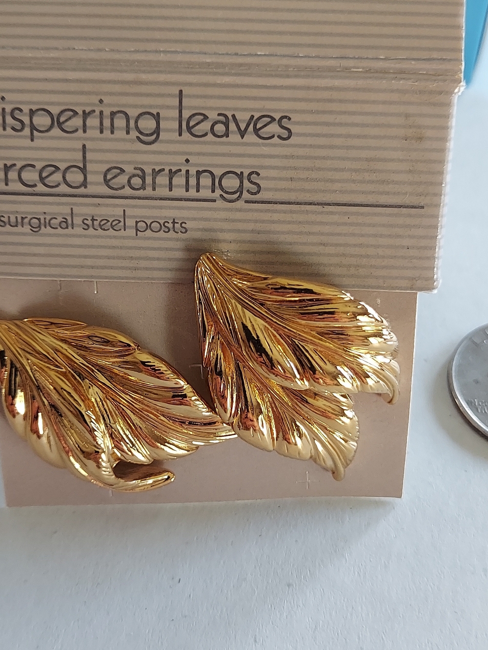 Vintage Avon Gold Whispering Leaves Stud Earrings